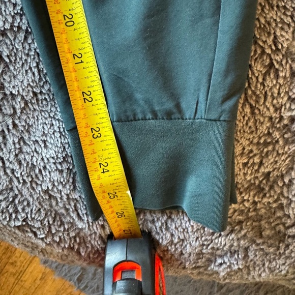 ATHLETA Women's Lined SoHo Joggers - Picture 8 of 16